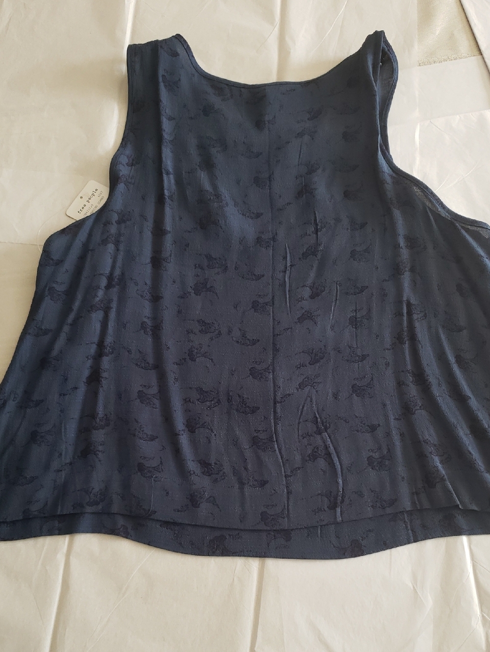 Free People New Look Through Keyhole Crinkle Tank Indigo‎ NWT Women's M - Picture 7 of 9